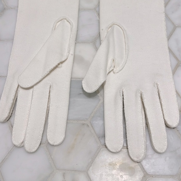 Vintage 50-60’s Faux Pearl Ivory Cotton Gloves British Hong Kong Women’s Size S - Picture 4 of 12